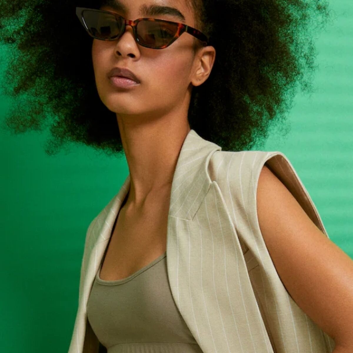 Pull Bear Mall Of Arabia Sales, Events, Vouchers, New Arrivals